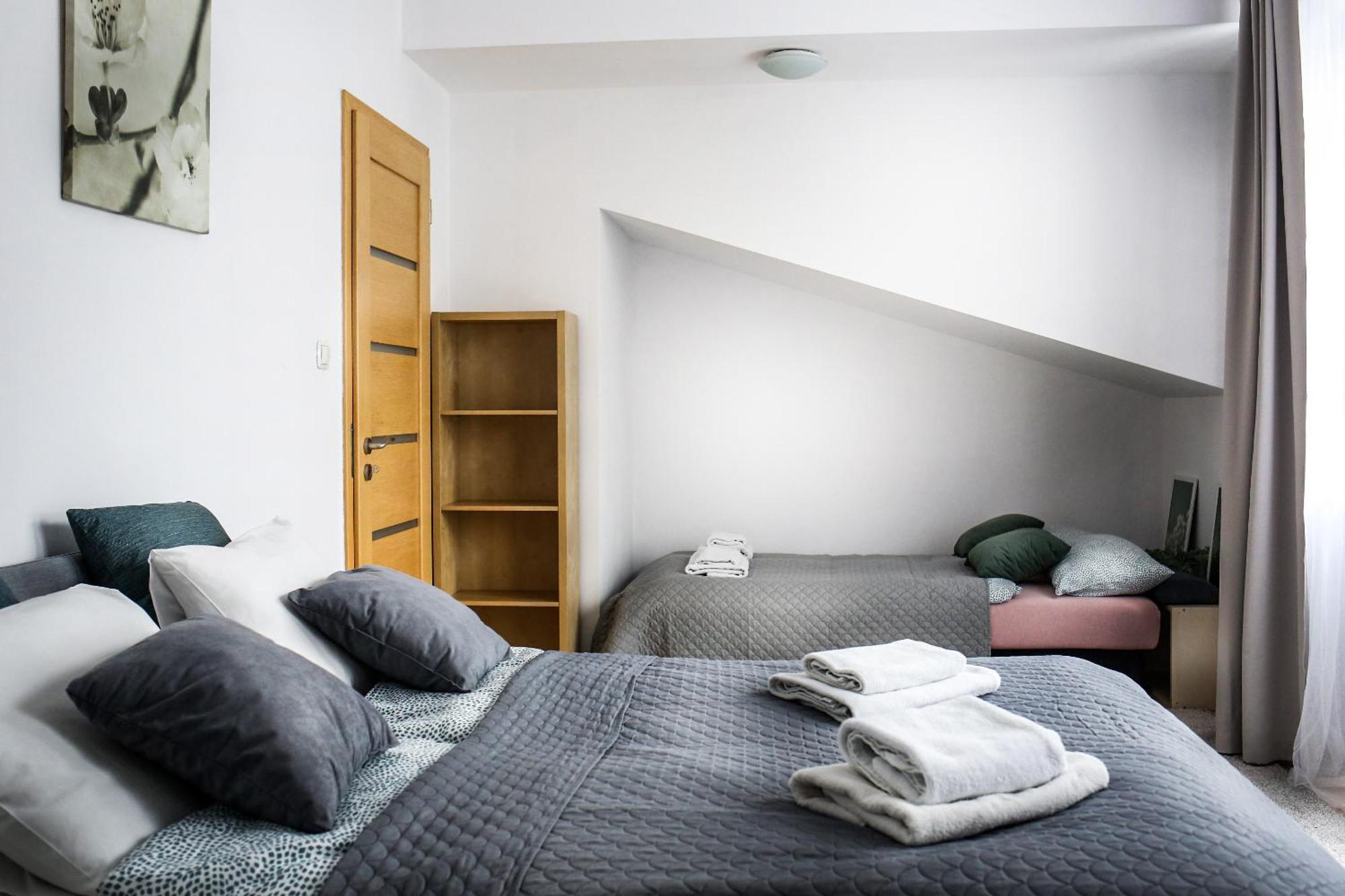Fully-Furnished Apartment With Air Conditioning For Families, Cracow Old Town Cracovie Extérieur photo