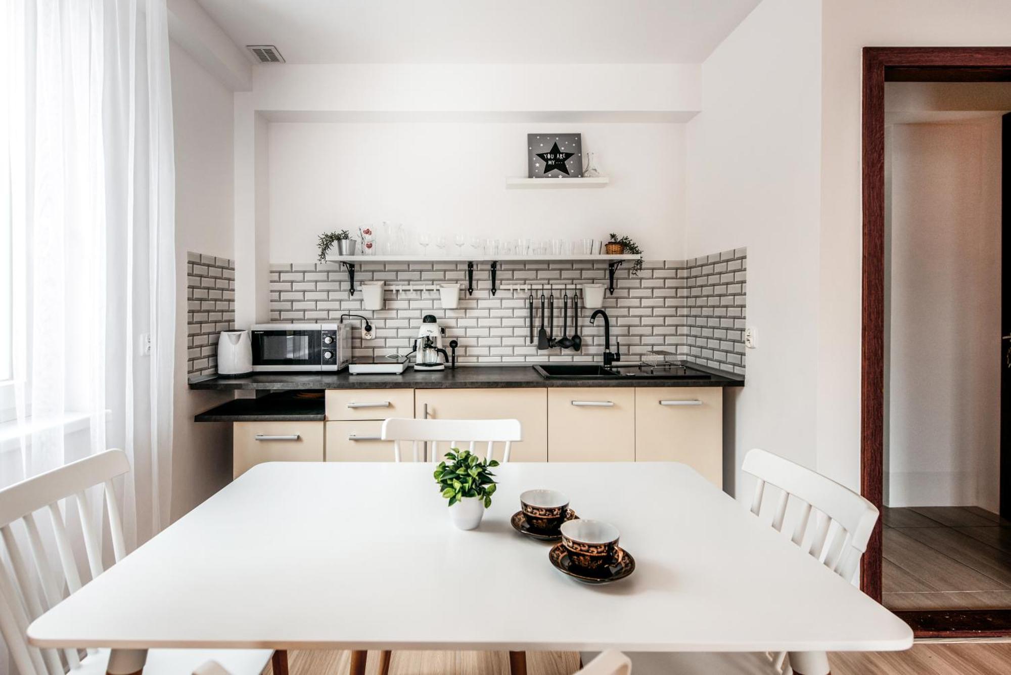Fully-Furnished Apartment With Air Conditioning For Families, Cracow Old Town Cracovie Extérieur photo