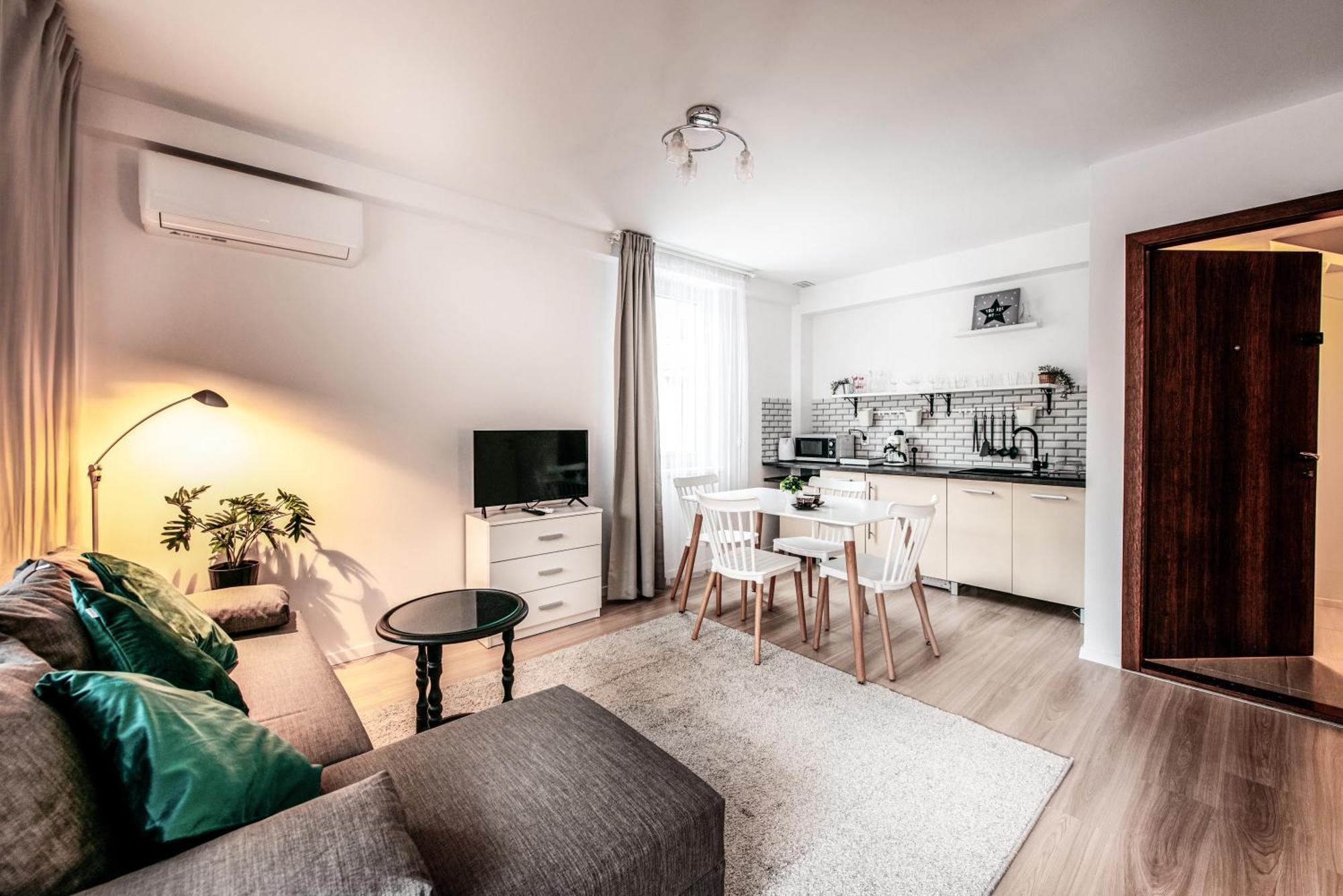 Fully-Furnished Apartment With Air Conditioning For Families, Cracow Old Town Cracovie Extérieur photo